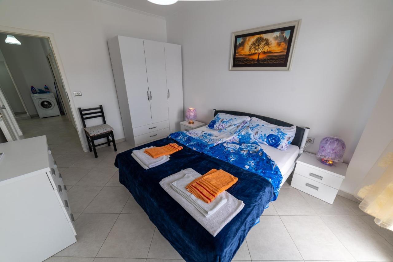 Sofi Apartments Sarandë Exterior foto